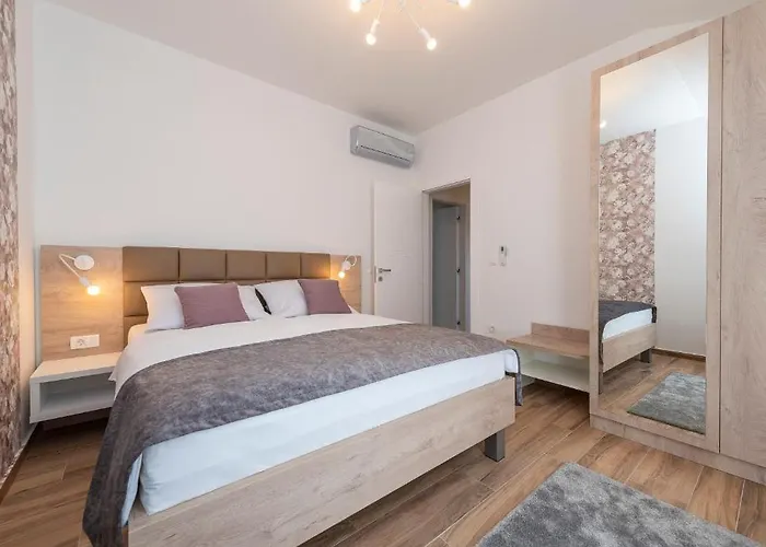 Luxury - La 1 & 2 * Вир