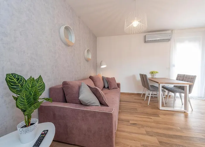 Дом отдыха Luxury - La 1 & 2