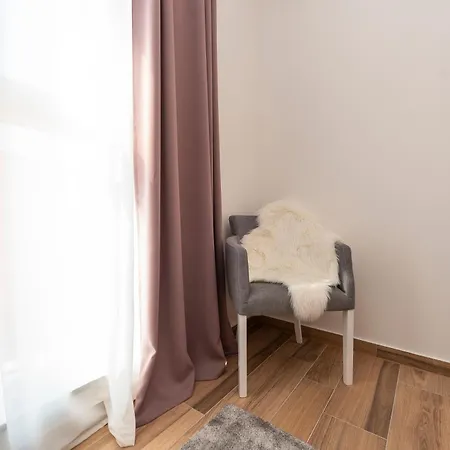Dom wakacyjny Luxury - La 1 & 2 *
