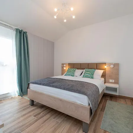 Luxury - La 1 & 2 Feriehus Vir