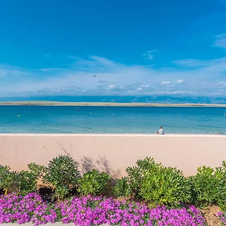 Feriehus Luxury - La 1 & 2 *