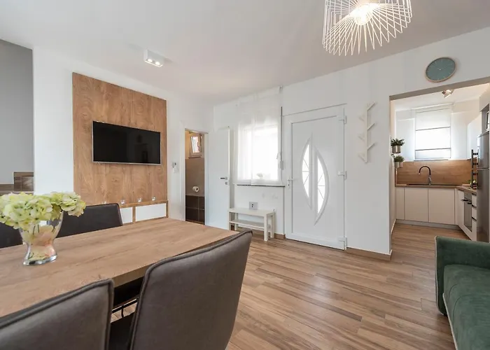 Prázdninový dům Luxury - La 1 & 2